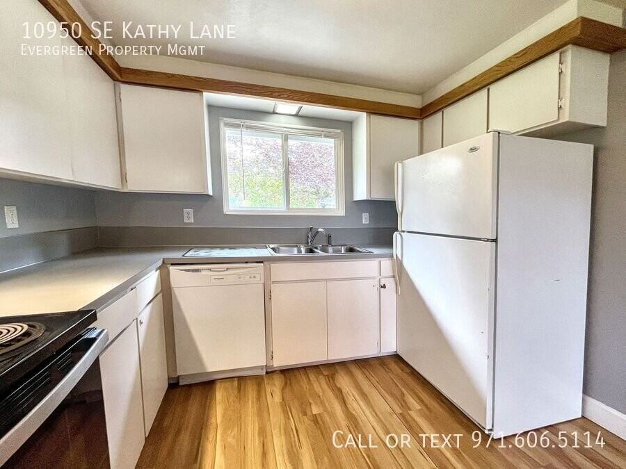 10950 Se Kathy Ln - Photo 7 of 32