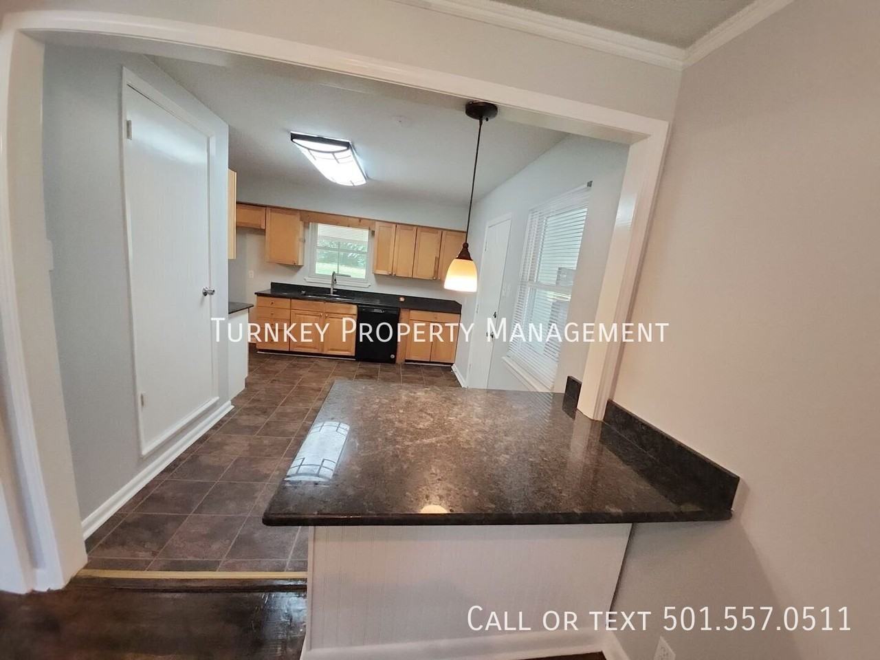 77 Lakeshore Dr - Photo 2 of 8