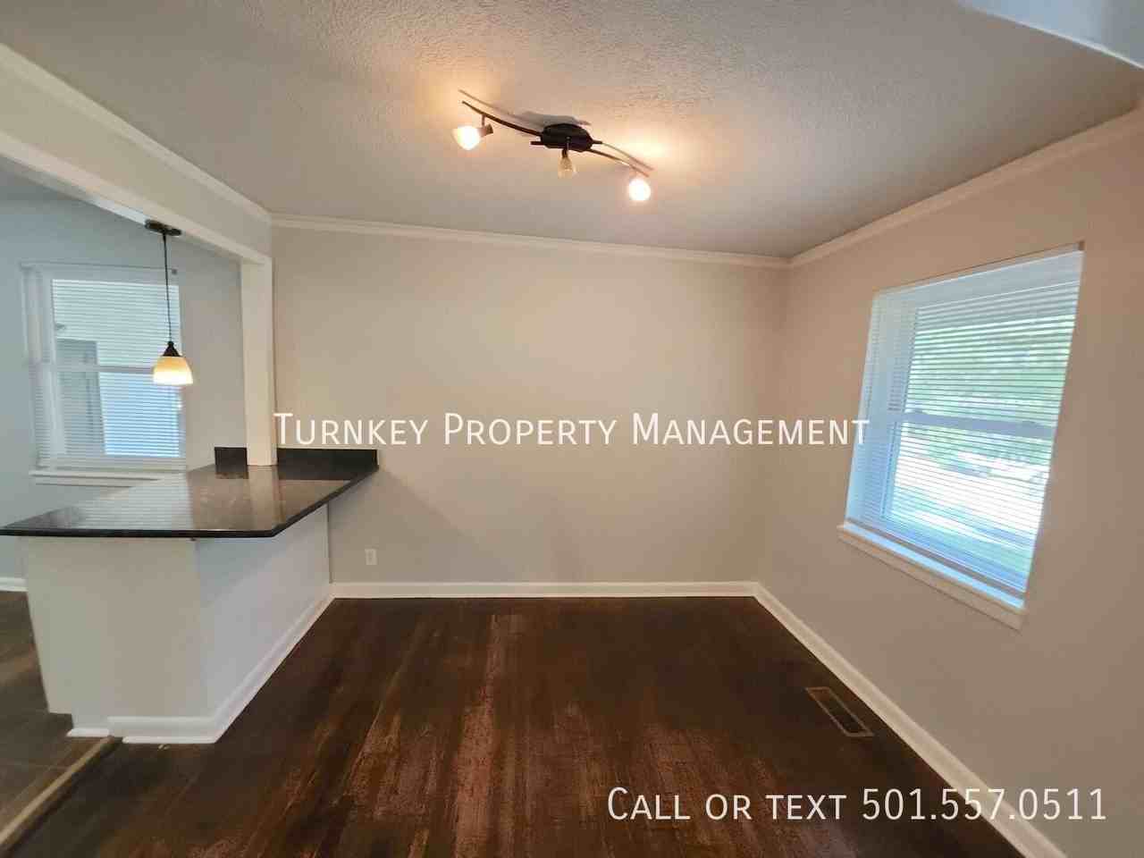 77 Lakeshore Dr - Photo 3 of 8