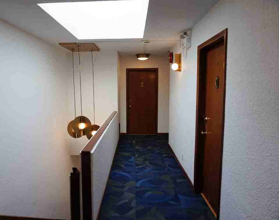 955 10th Ave W - Photo 5 of 50