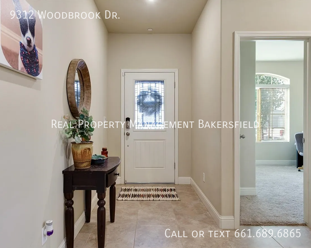 9312 Woodbrook Dr - Photo 3 of 17