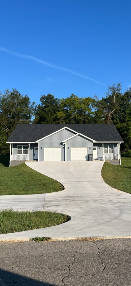 1355 Joe Stephens Rd - Photo 2 of 32