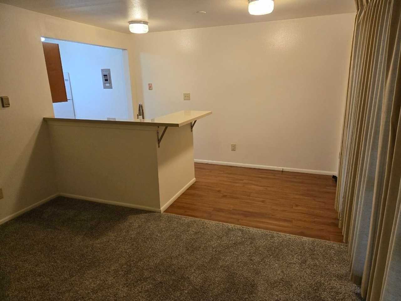 418 Emery St - Photo 5 of 18