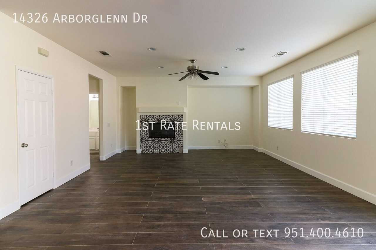 14326 Arborglenn Dr - Photo 5 of 16