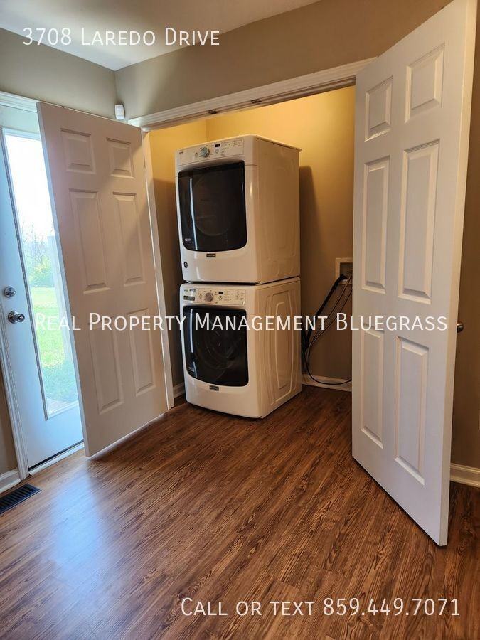 3708 Laredo Dr - Photo 4 of 14
