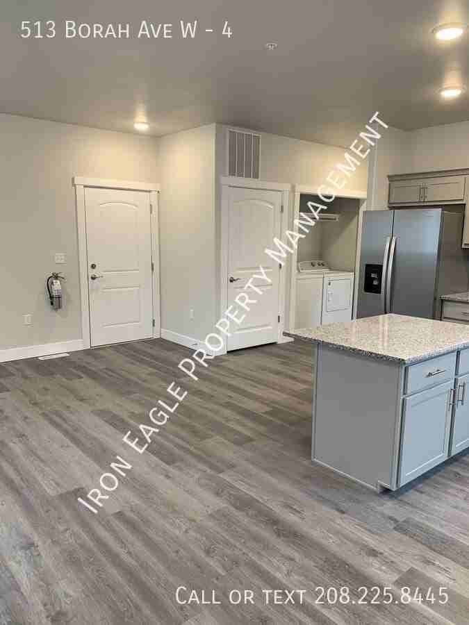 513 Borah Ave W #4 - Photo 2 of 19