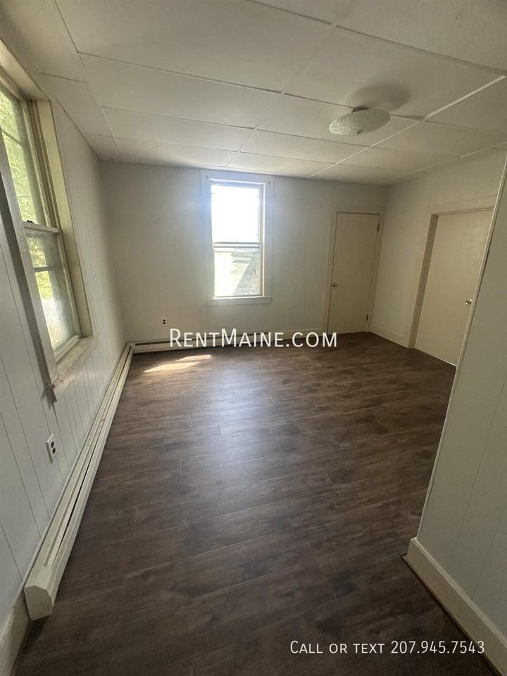 20 Oxford St - Photo 6 of 25