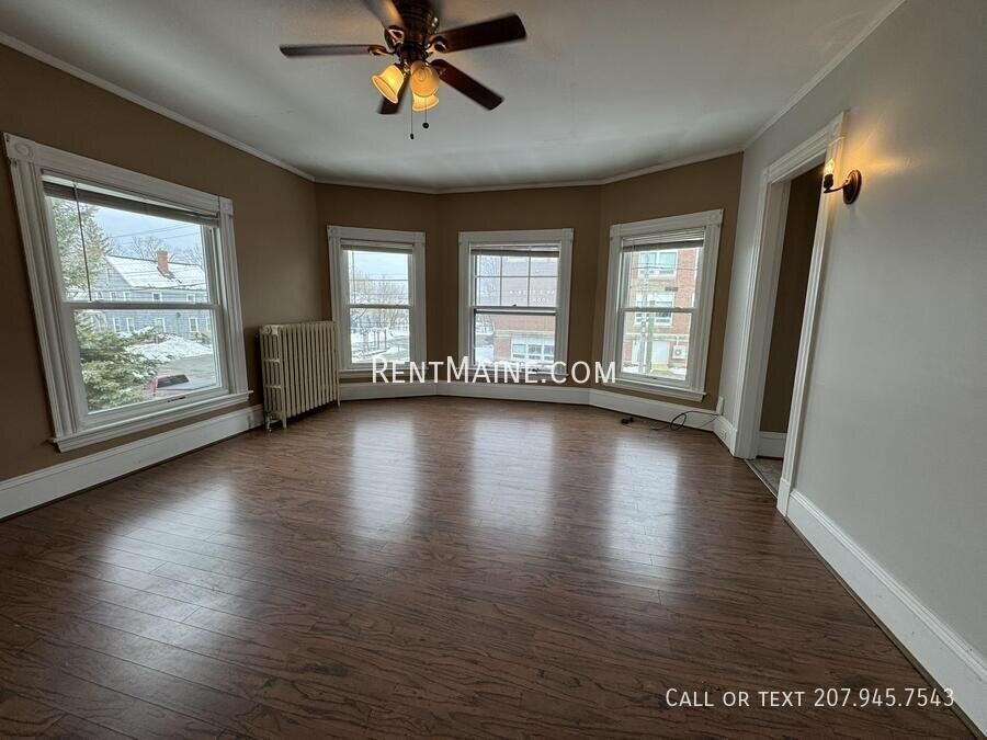 28 Pleasant St #2F - Photo 3 of 8