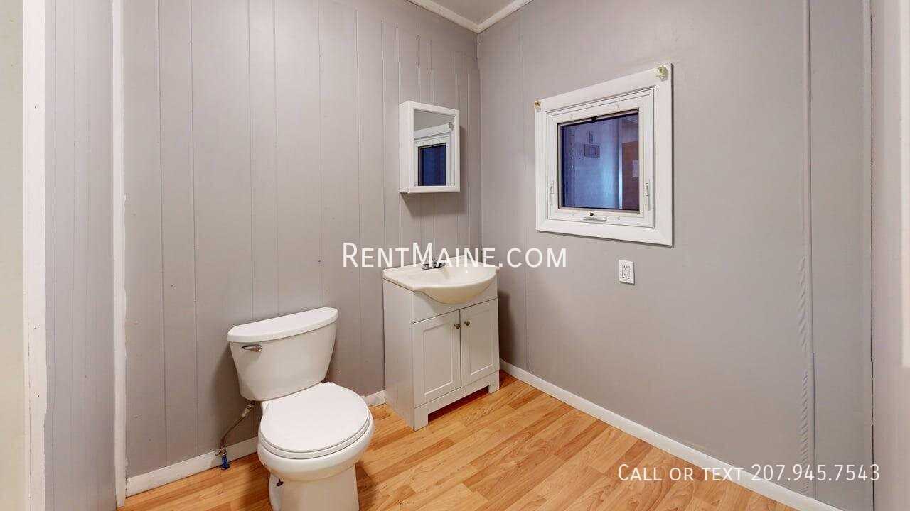 513 Main St #10 - Photo 5 of 7