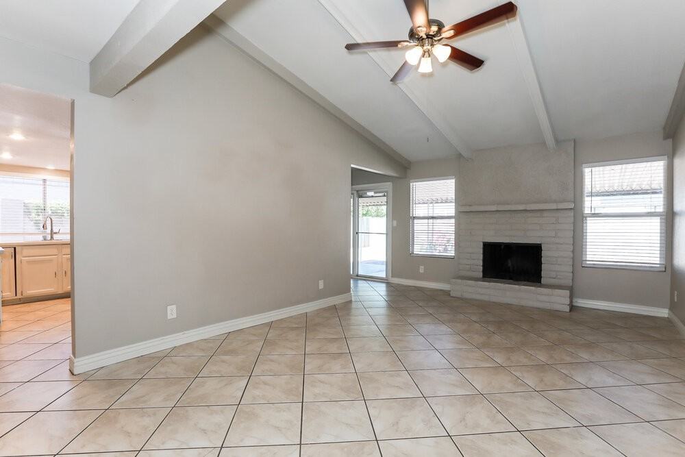 3060 E Emelita Ave - Photo 3 of 16