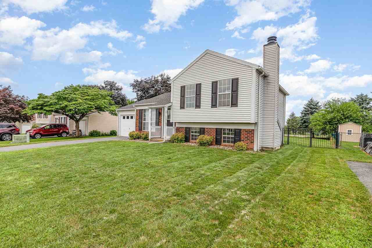 40 Lilac Dr - Photo 4 of 38