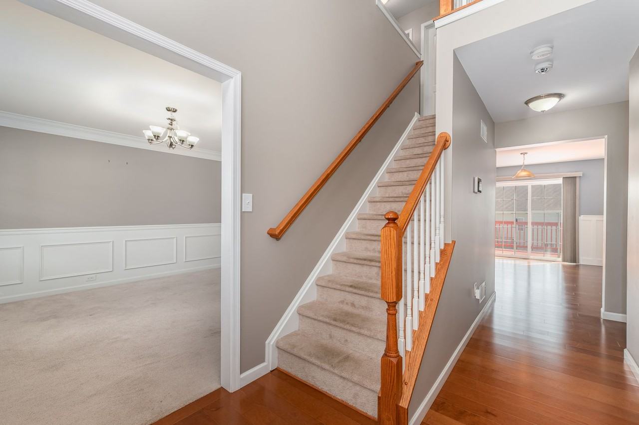 6369 Knapp Dr - Photo 5 of 31