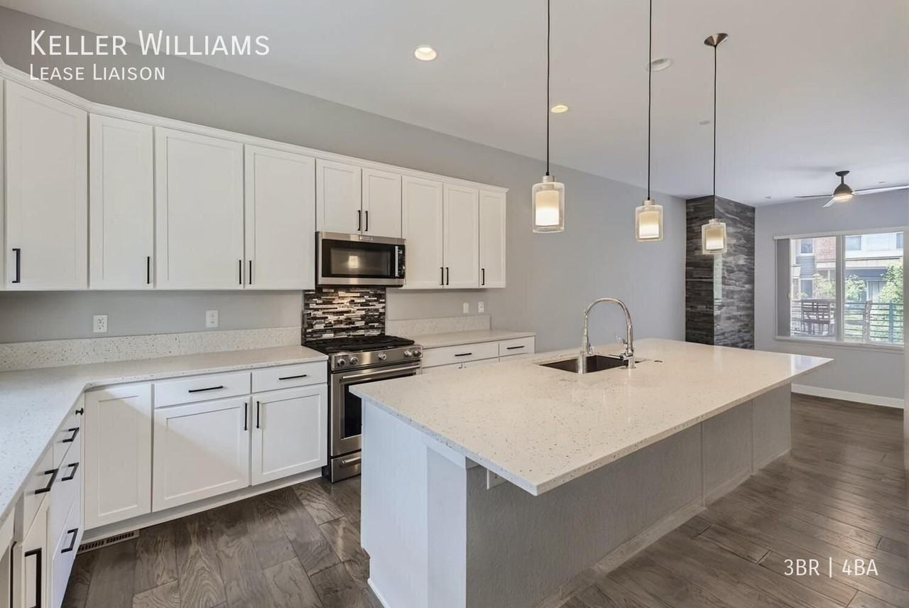 427 Primrose Ln - Photo 6 of 22