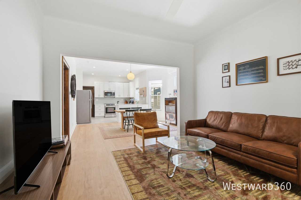4037 N Hamlin Ave #1 - Photo 3 of 25