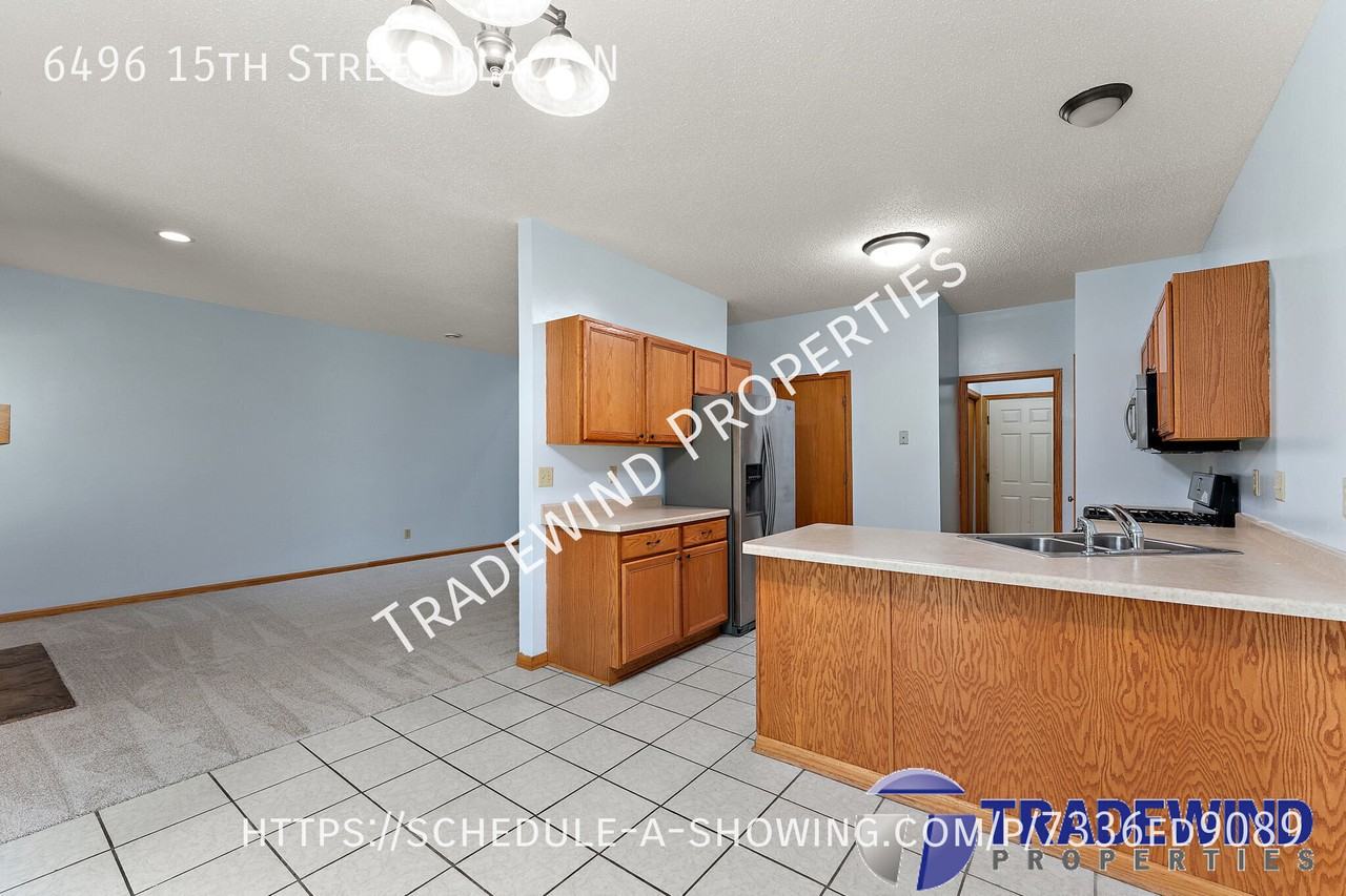6496 15th Street Pl N - Photo 5 of 27