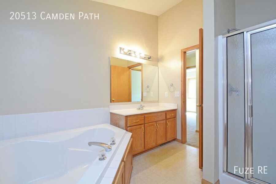 20513 Camden Path - Photo 5 of 31