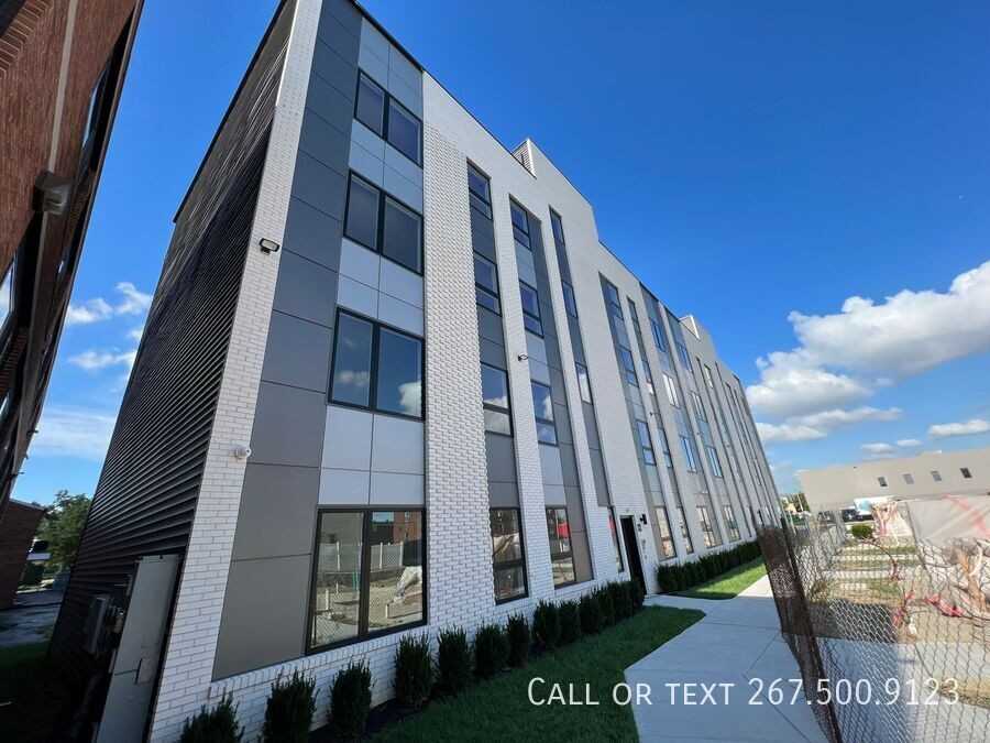 1843 Hartranft St #15 - Photo 3 of 31