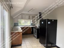 727 Ne Birch St - Photo 1 of 1