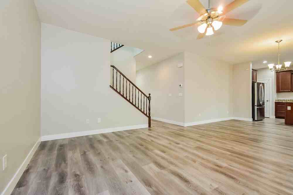 10280 Gibson Isle Dr - Photo 6 of 17