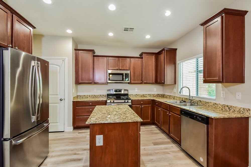 10280 Gibson Isle Dr - Photo 7 of 17