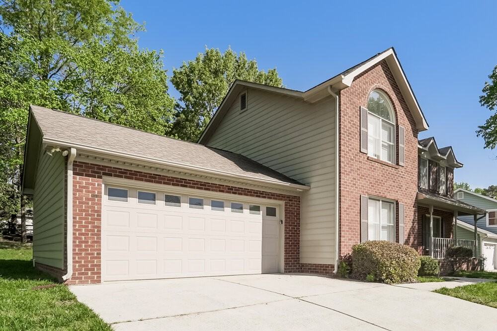 938 Brightmoor Dr - Photo 4 of 17