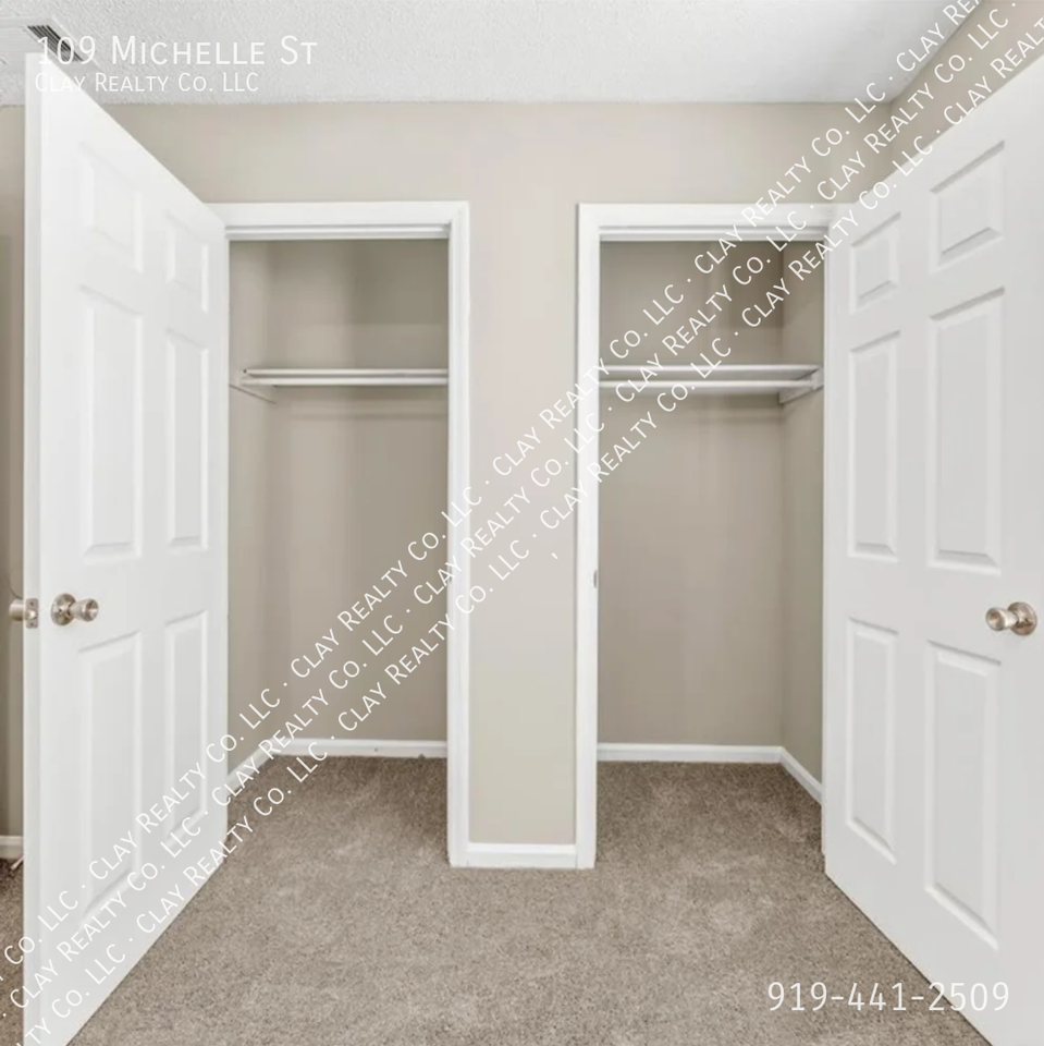 109 Michelle St - Photo 5 of 33