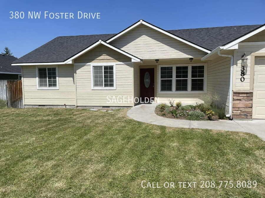 380 Nw Foster Dr - Photo 2 of 26