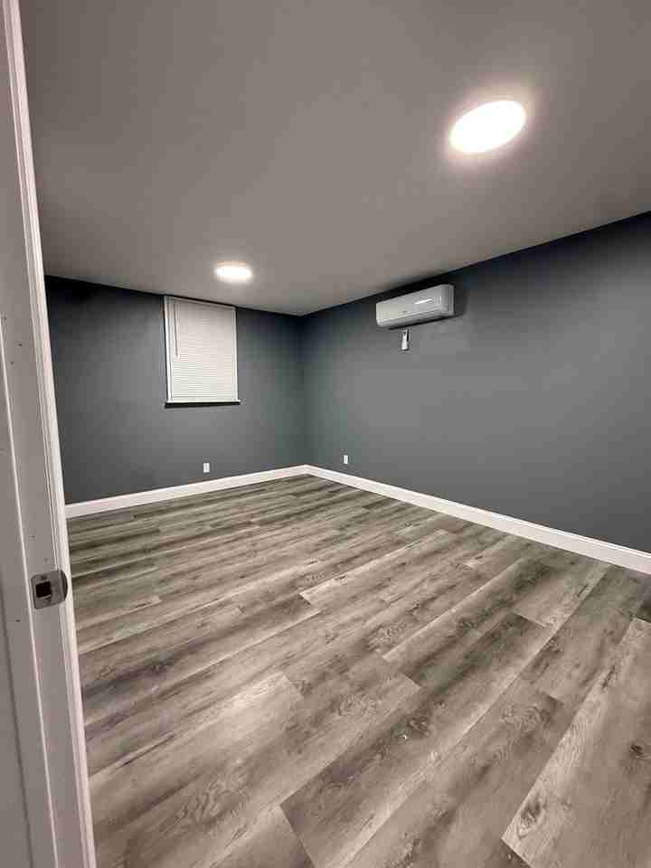 4618 Wayne Ave. - Photo 7 of 15