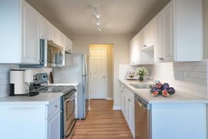 featured image of 10212 Ne 68th St