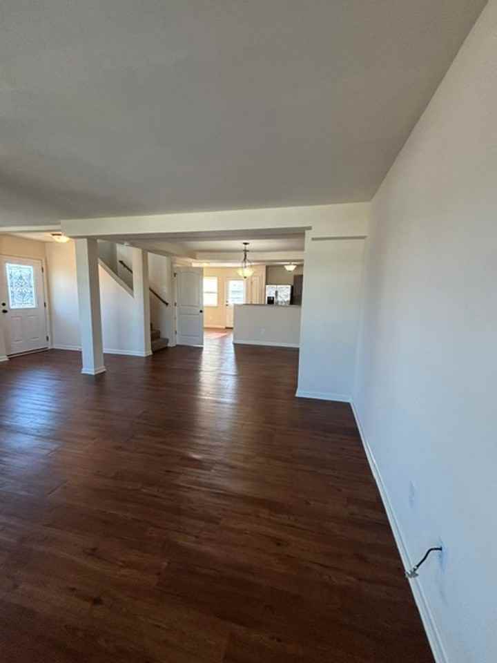 160 Vineland Parkway Dr - Photo 7 of 39