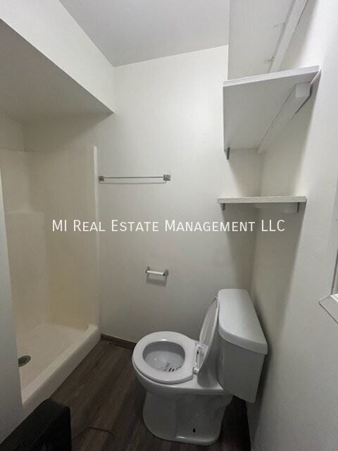 4884 Stauffer Ave Se - Photo 4 of 13