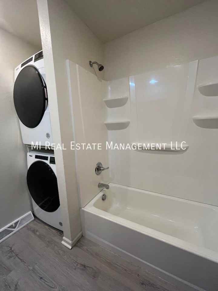 2756 Kragspough Ct - Photo 5 of 13
