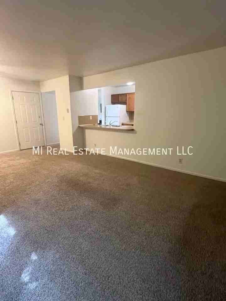 2756 Kragspough Ct - Photo 6 of 13