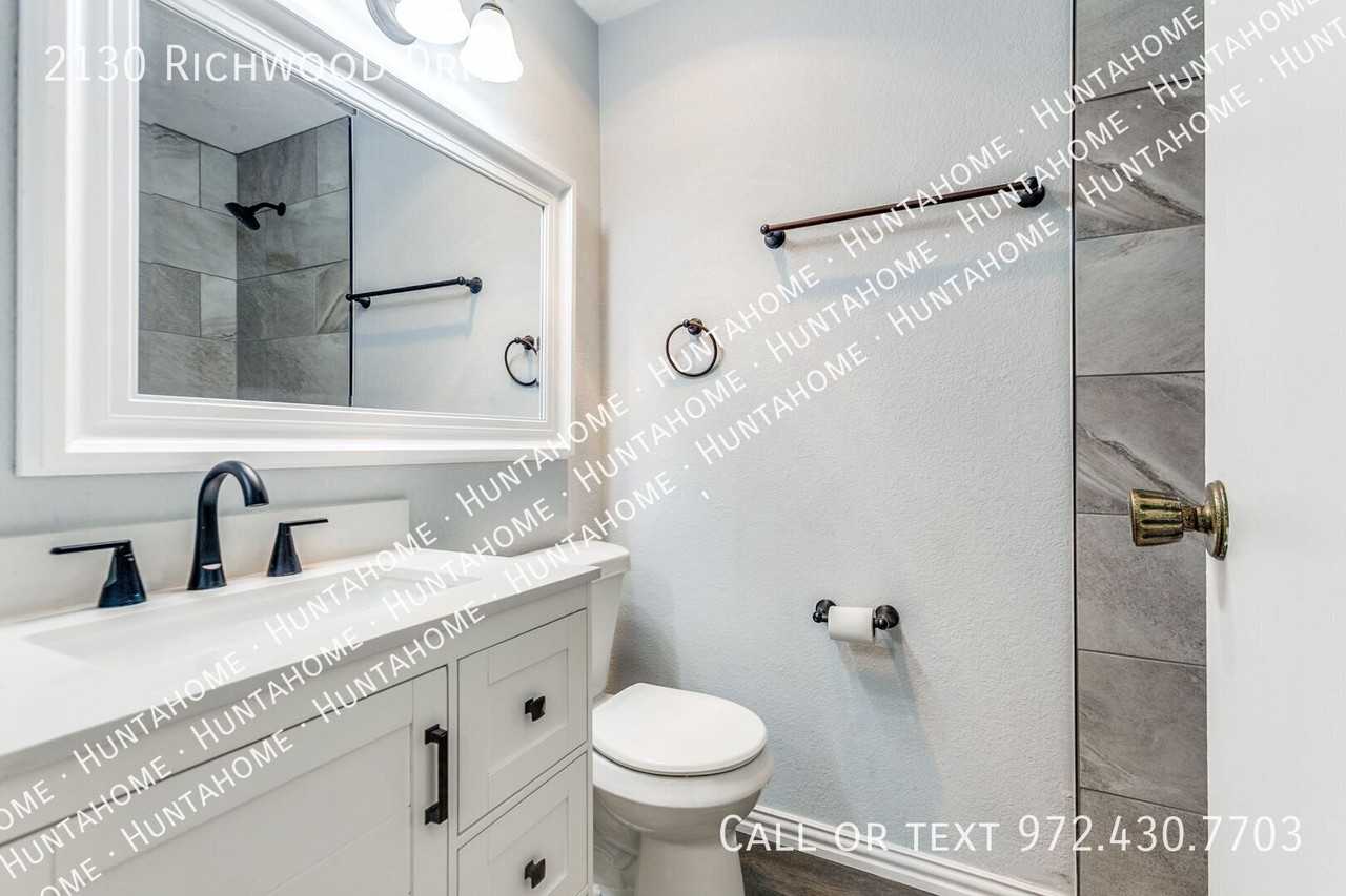 2130 Richwood Dr - Photo 7 of 12