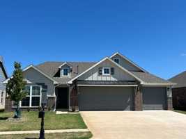 featured image of 13441 S 72 Ave E