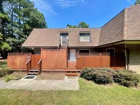 180 Summerwalk Cir - Photo 1 of 1
