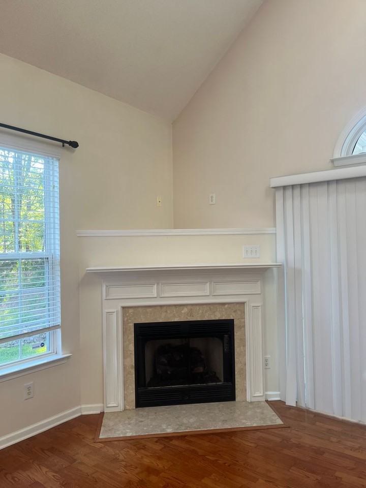 518 Auburn Square Dr - Photo 4 of 24