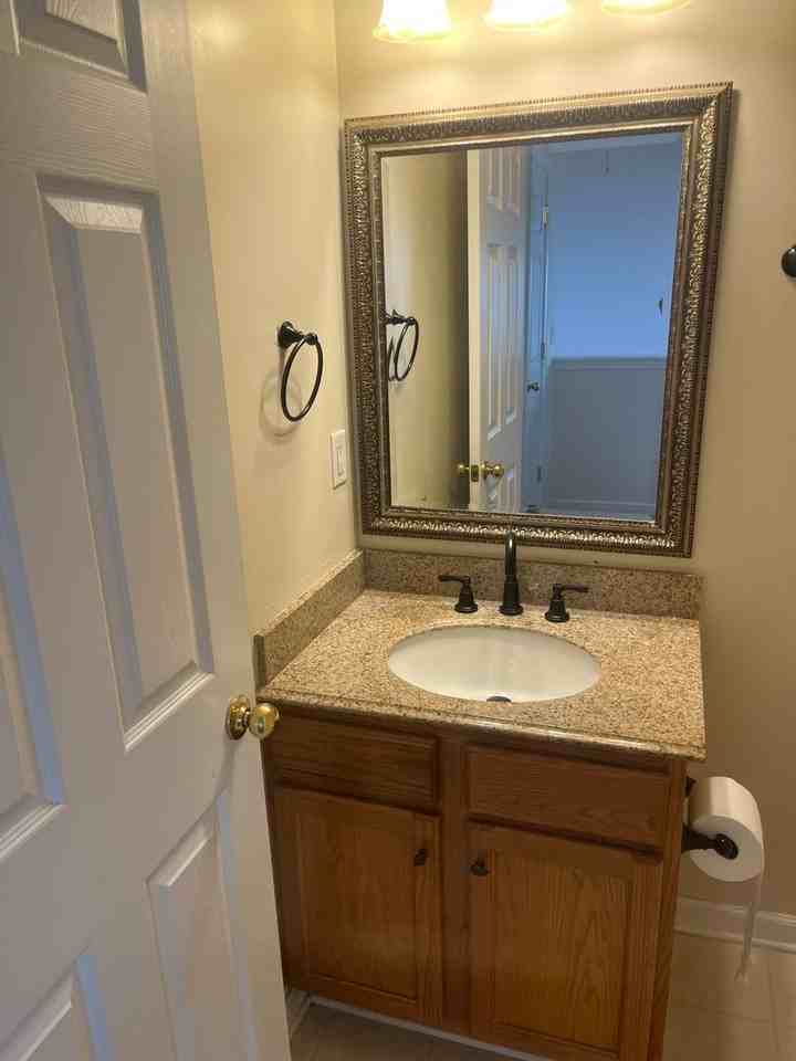 518 Auburn Square Dr - Photo 5 of 24