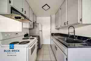 featured image of 8204 Langdon Ave #15