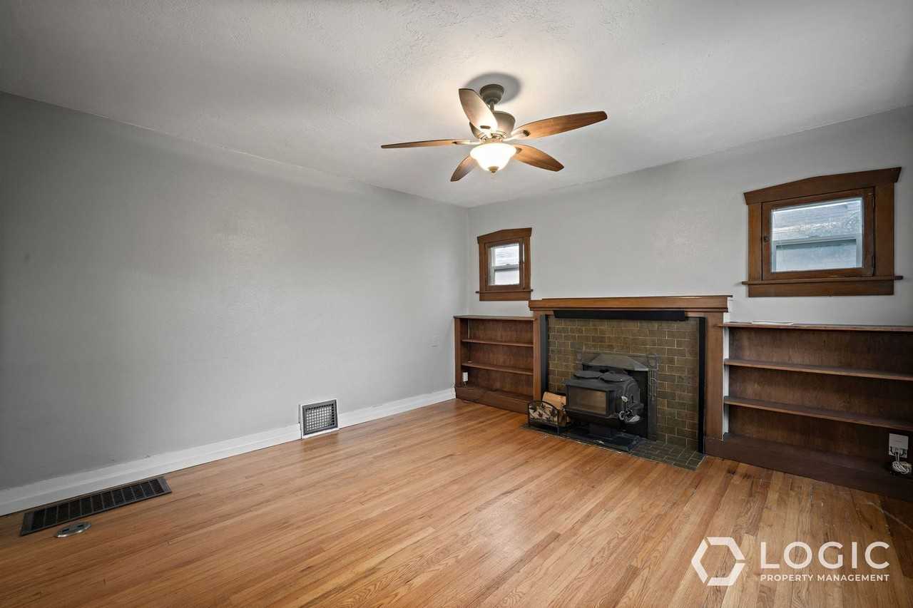 155 E Edith Ave - Photo 5 of 23