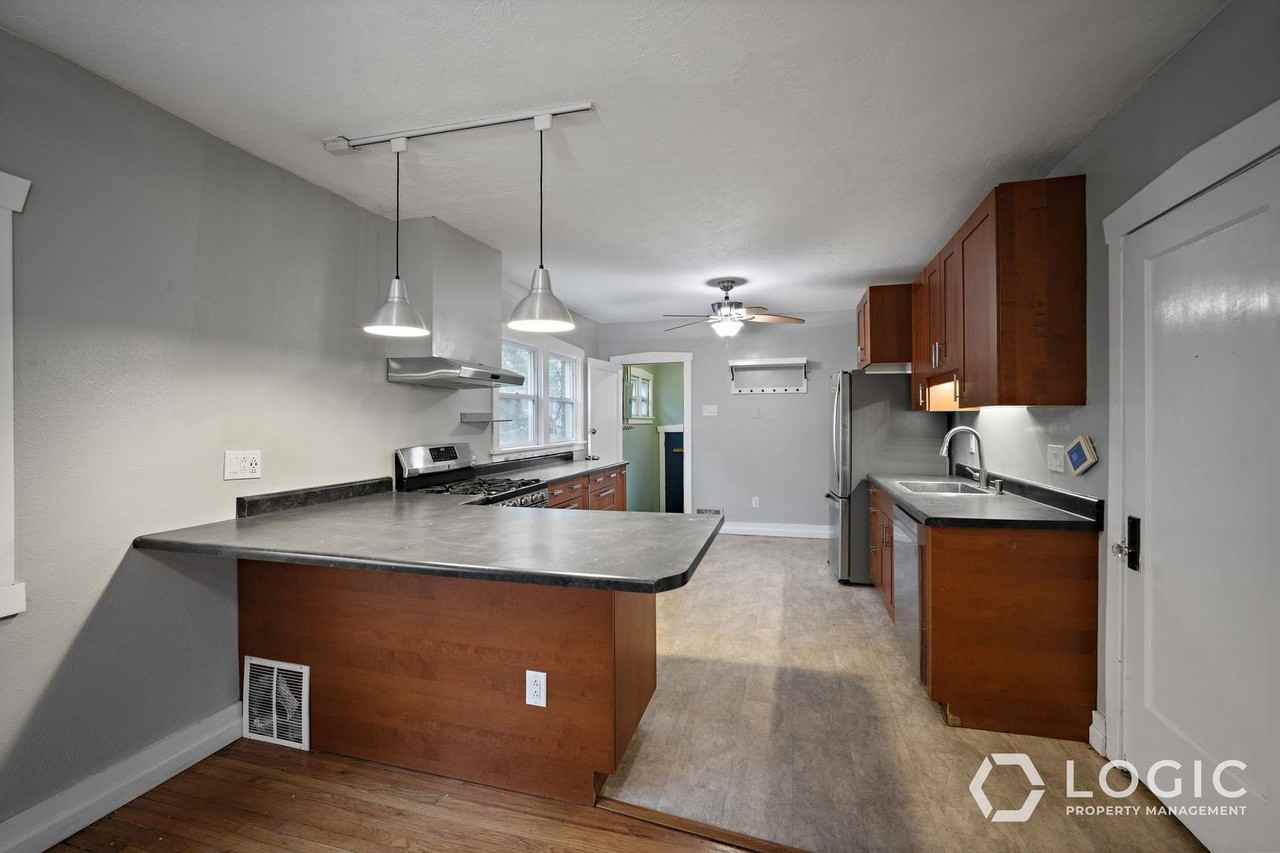 155 E Edith Ave - Photo 7 of 23