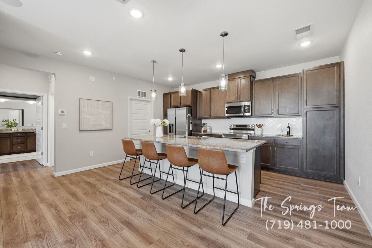 3835 Presidio Pt #201 - Photo 7 of 20