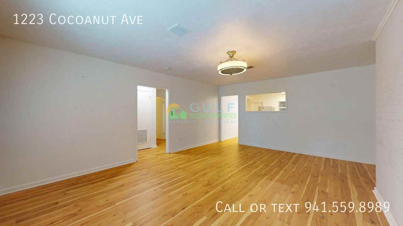 1223 Cocoanut Ave - Photo 5 of 18