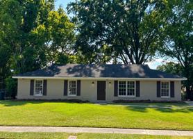 featured image of 331 Benbow Ct