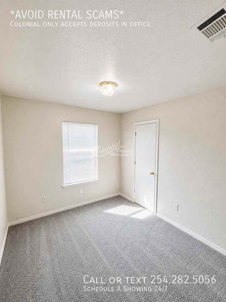 2702 Edgefield St #B - Photo 4 of 11