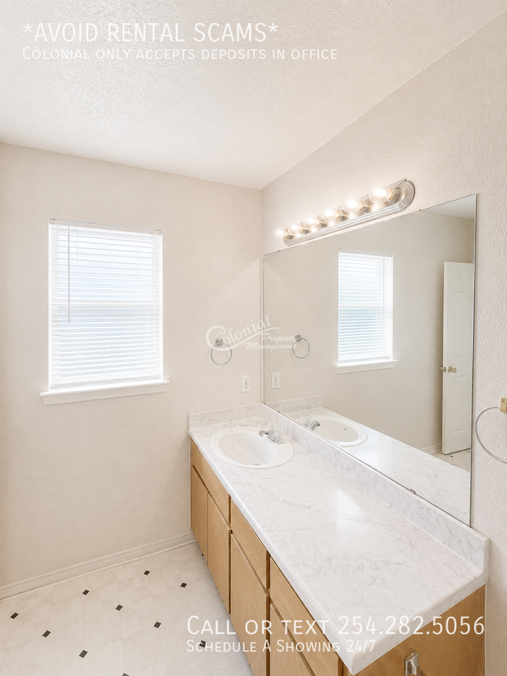 2702 Edgefield St #B - Photo 7 of 11