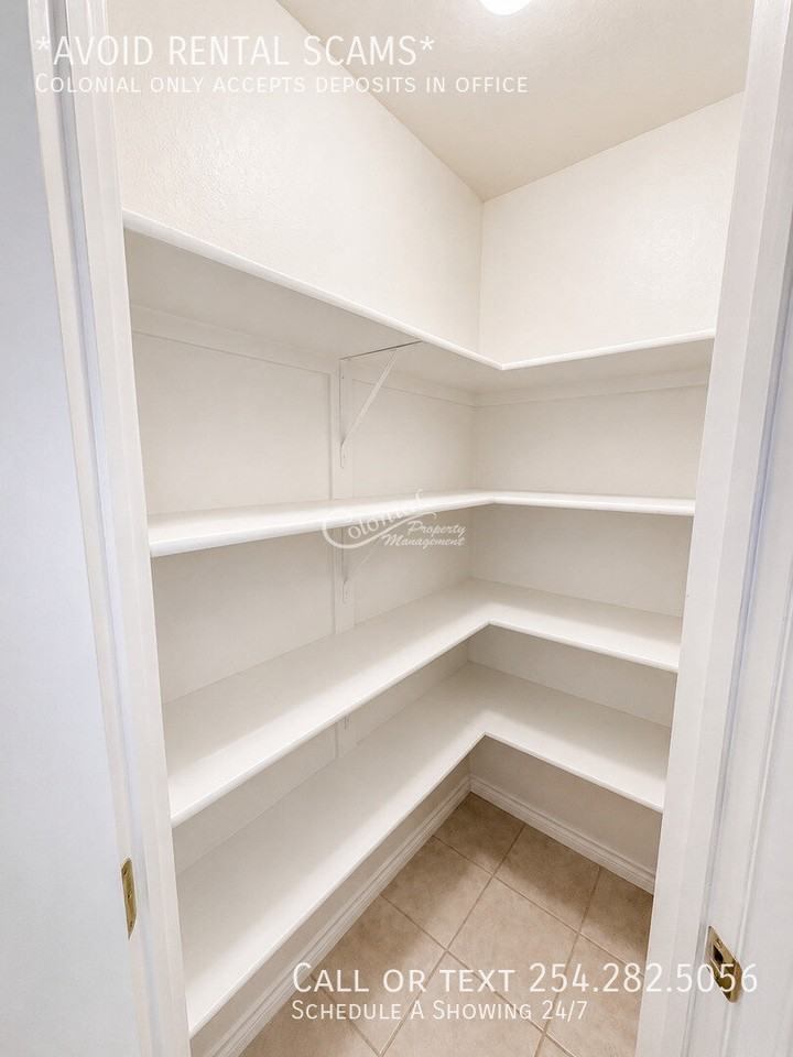 611 Lantana St - Photo 5 of 19