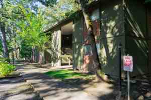featured image of 3932 Lancaster Dr Ne