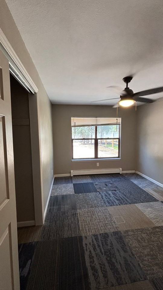 819 E San Miguel St - Photo 7 of 44