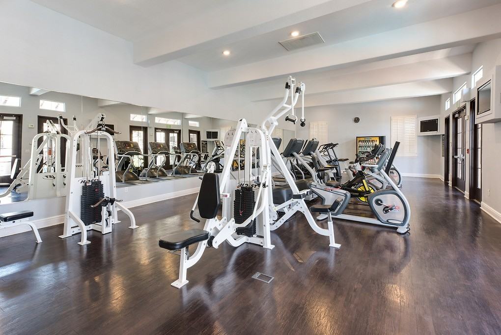 Bella Villagio - Photo 2 of 47